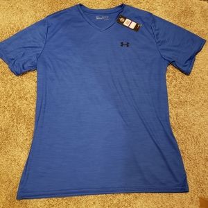 Mens 2XL Under Armour tshirt